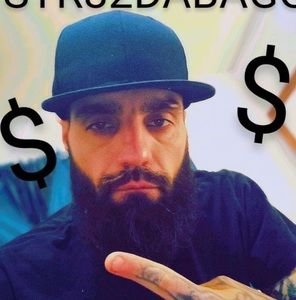 Meet your Posher, Christopher